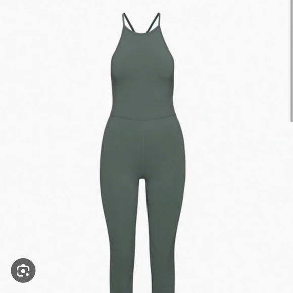 Wilfred Free Leila Jumpsuit Aritzia Smokey Emerald Green - Picture 6 of 6